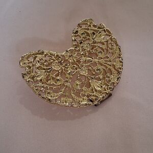 Vintage Ornate Filigree Gold Tone Hook Belt Buckle Floral Foliage Dainty